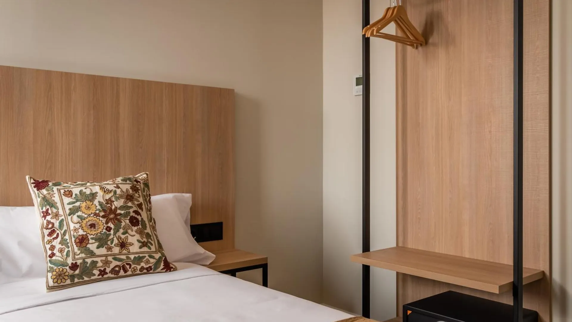 Aerohotel Barcelona Airport 24H El Prat de Llobregat